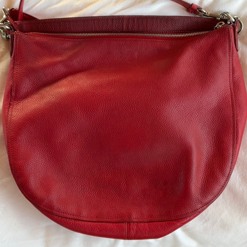 Coach - Pebbled Leather Turnlock Hobo Bag RED 24771 - Picture 3 of 10